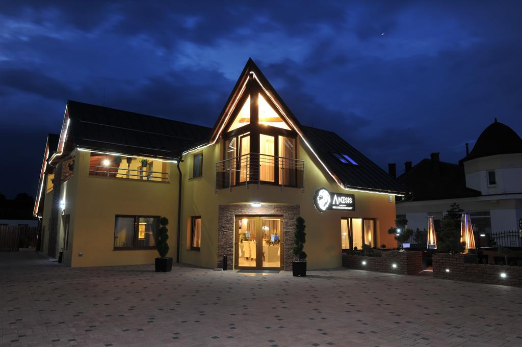 Penzion Anesis - Apartmány Turčianske Teplice Exteriér fotografie