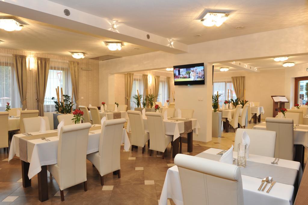 Penzion Anesis - Apartmány Turčianske Teplice Exteriér fotografie